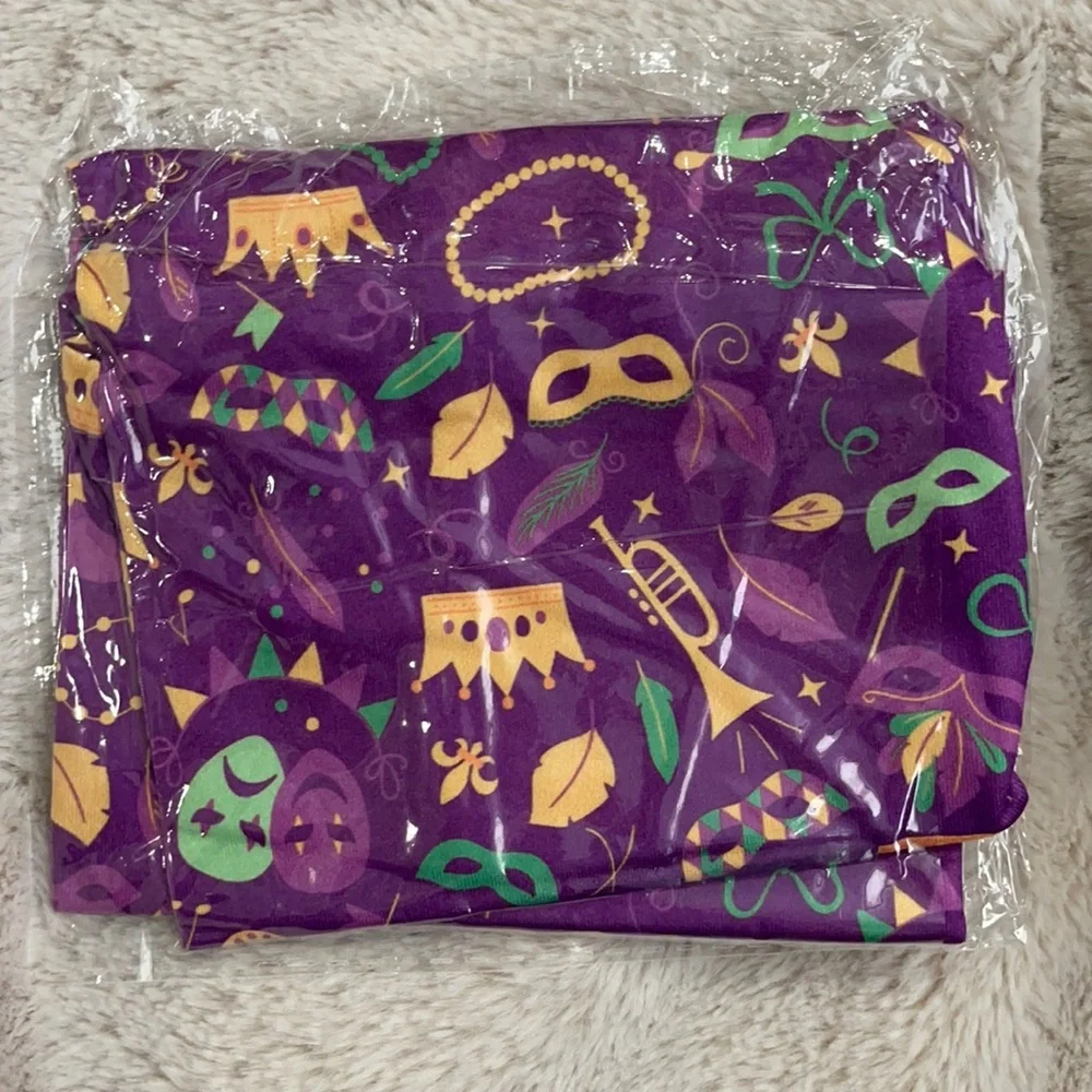 6/$20 Mardi Gras long neck gaiter
